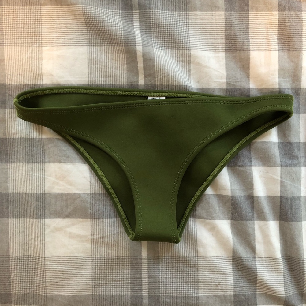 Hoaka swimwear Chloe khaki set - Picture 3 of 6